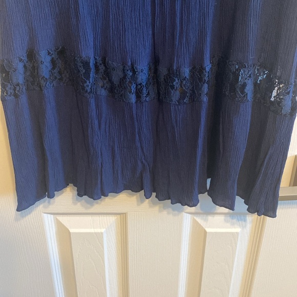 Maxi skirt with lace trim - Picture 2 of 2